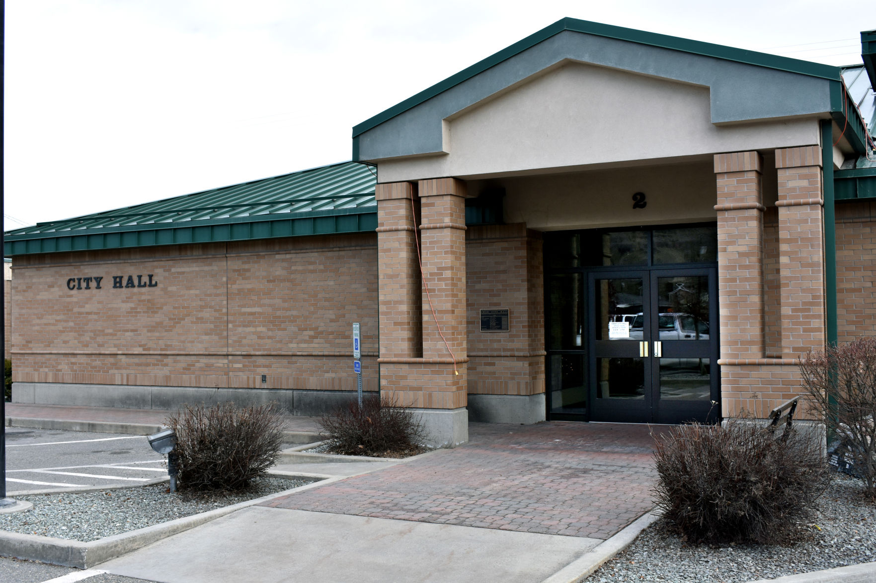 Omak city hall